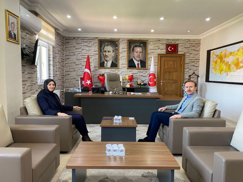 Kadışehri Kaymakam V. Neslihan Sönmezoğlu KORALP, Kaymakamımız Sayın Aydın YANIK’ı ziyaret etti.