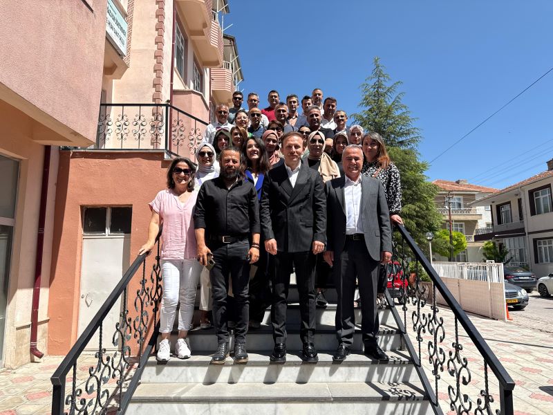 Kaymakamımız Sayın Aydın YANIK, Milli Eğitim Müdürlüğü bünyesinde proje üreten öğretmenlerimiz ile bir araya geldi.